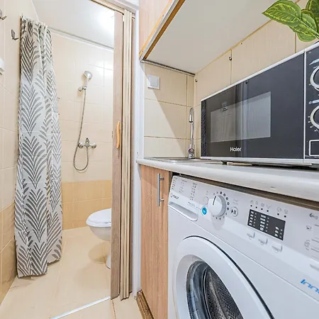 Hello Bora Komorowskiego *